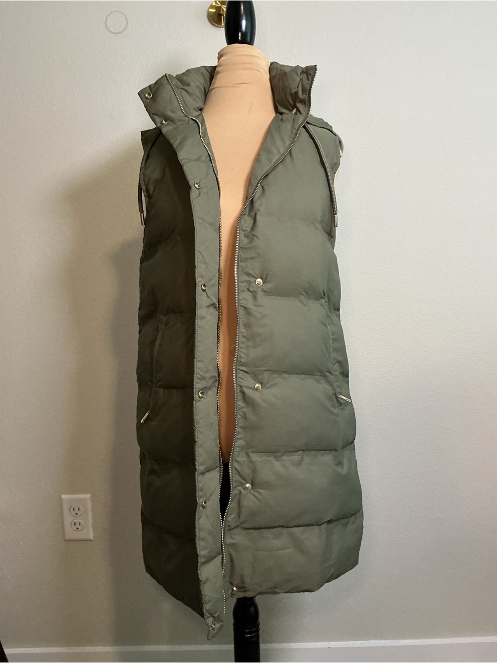 Long Quilted Puffer Vest - Olive Green - Picture 2 of 9